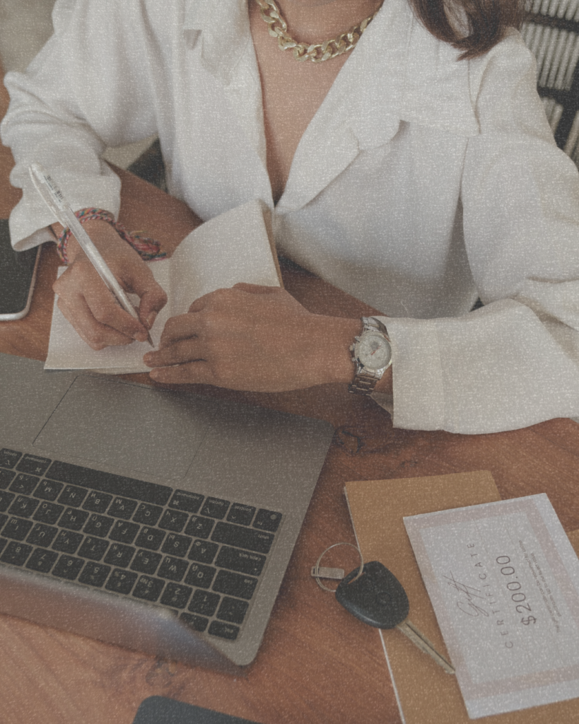 When it comes to email platforms, Flodesk is hands-down one of my favorite tools for growing your list and increasing your affiliate sales.